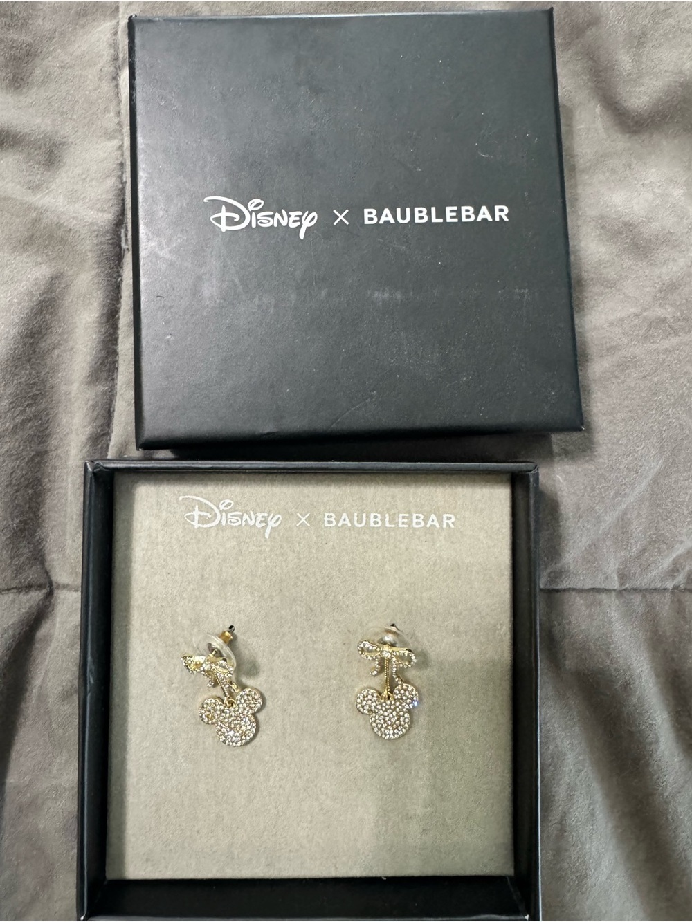 Disney Baublebar Gold Crystal Minnie Mouse Bow Drop Earrings - Picture 2 of 2
